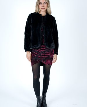 Chaqueta abrigo pelito corta negro